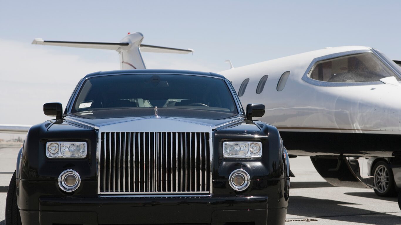 Enjoy a Premium Travel Experience with Our Boston Airport Car Service Enjoy a Premium Travel Experience with Our Boston Airport Car Service